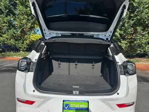 Used 2024 Buick Encore GX Avenir w/ Avenir Technology Package image 24