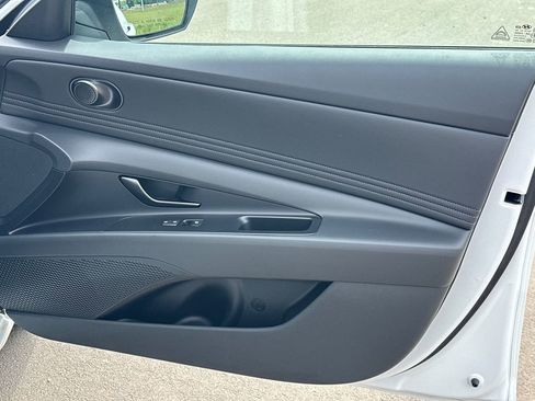New 2026 Hyundai Elantra SEL Sport Premium FWD image 15