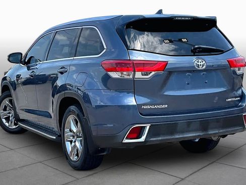Used 2019 Toyota Highlander Limited Platinum AWD/4WD image 12