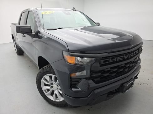 Certified 2023 Chevrolet Silverado 1500 Custom AWD/4WD image 4