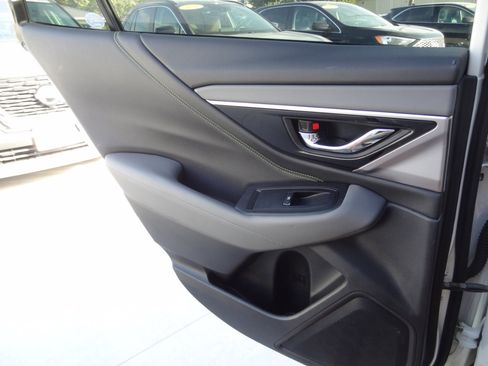 Used 2021 Subaru Outback Onyx Edition XT image 14