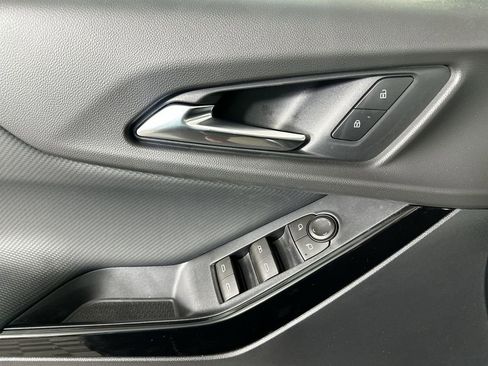 New 2026 Chevrolet Equinox LT FWD image 23