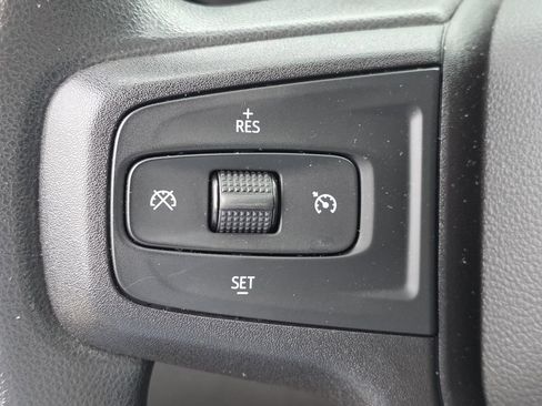 Used 2021 Chevrolet Silverado 1500 Custom Trail Boss AWD/4WD image 19