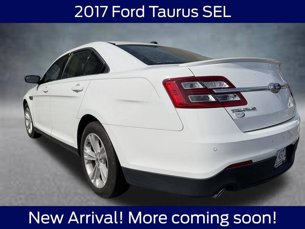 Used 2017 Ford Taurus SEL w/ Equipment Group 201A FWD image 3