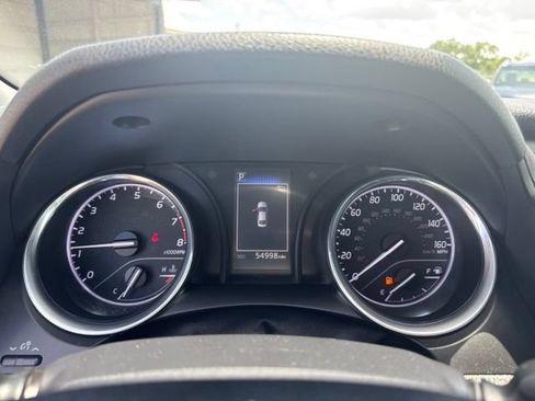 Used 2020 Toyota Camry LE FWD image 17