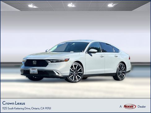 Used 2024 Honda Accord Touring image 1