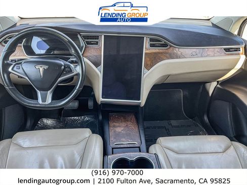 Used 2017 Tesla Model X 75D image 11