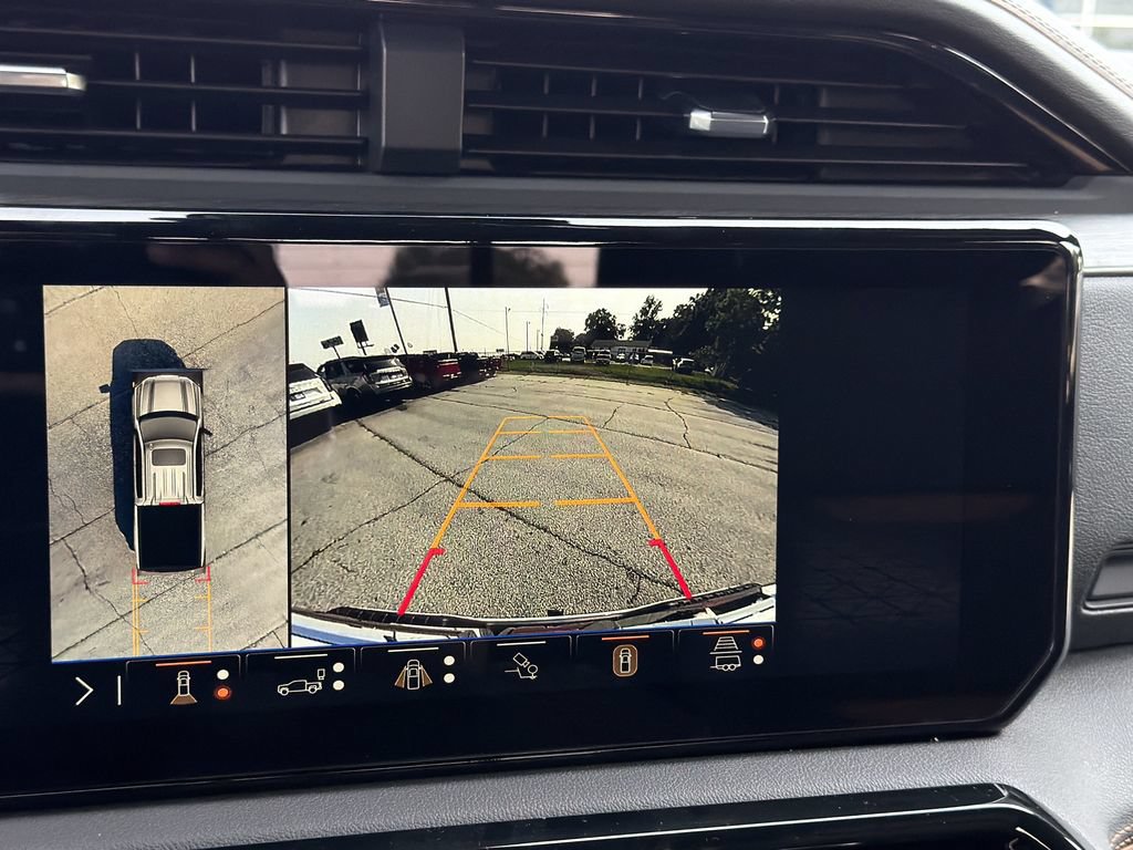 New 2026 GMC Sierra 1500 AT4 w/ Technology Package AWD/4WD image 5