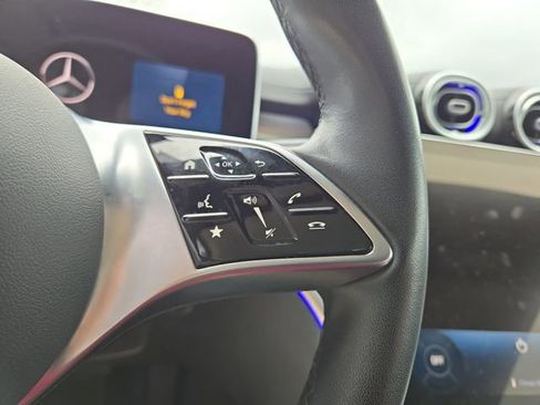 Used 2025 Mercedes-Benz CLE 300 4MATIC Cabriolet image 18