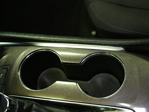 Used 2024 Chevrolet Malibu LT image 26