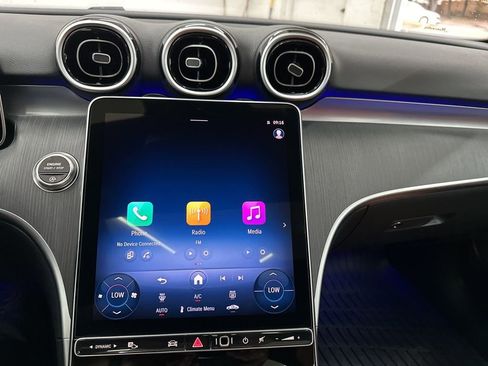 Used 2025 Mercedes-Benz C 300 Sedan image 13