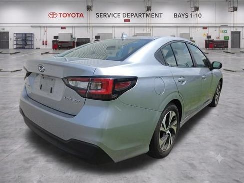 Used 2025 Subaru Legacy Premium AWD/4WD image 6