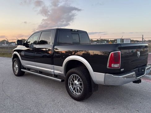 Used 2018 RAM 2500 Laramie image 3