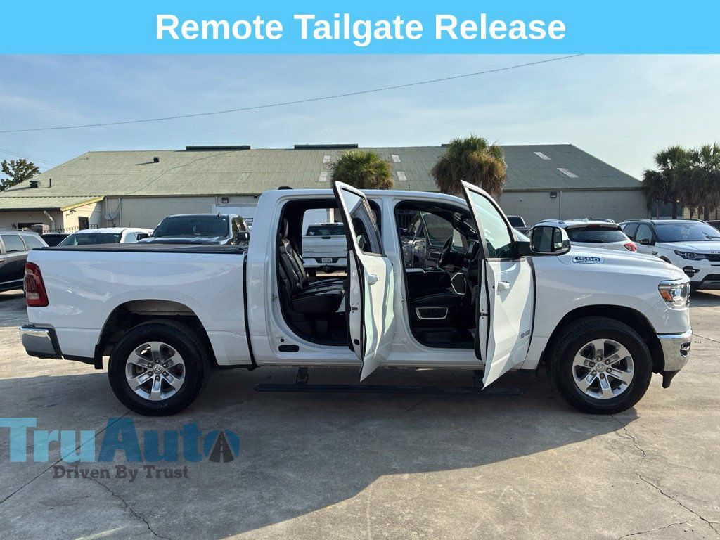 Used 2024 RAM 1500 Laramie AWD/4WD image 19