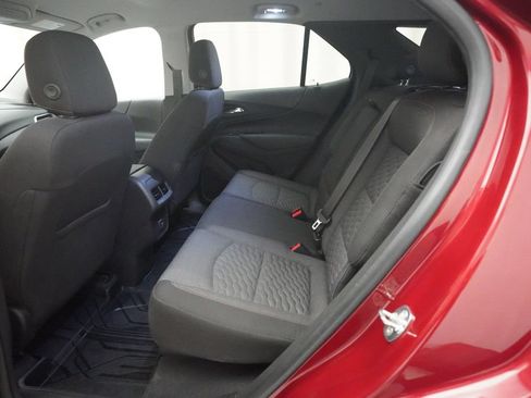Used 2020 Chevrolet Equinox LT FWD image 24