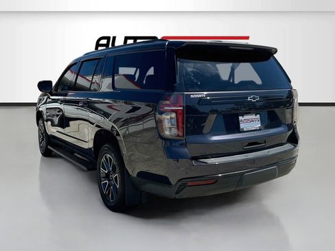 Used 2024 Chevrolet Suburban Z71 w/ Luxury Package AWD/4WD image 5