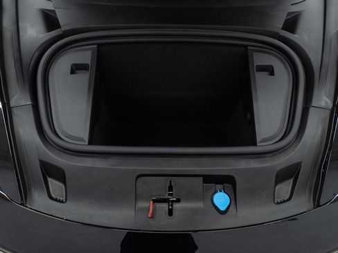 Used 2022 Porsche Taycan RWD image 45