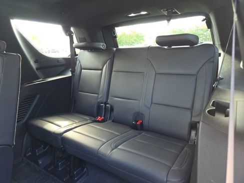Used 2025 Chevrolet Tahoe LT w/ LPO, Dark Essentials Package AWD/4WD image 30