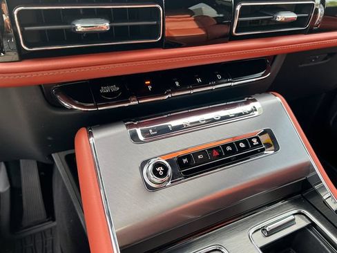 New 2026 Lincoln Aviator Reserve AWD/4WD image 31