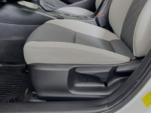 Certified 2023 Toyota Corolla LE image 19