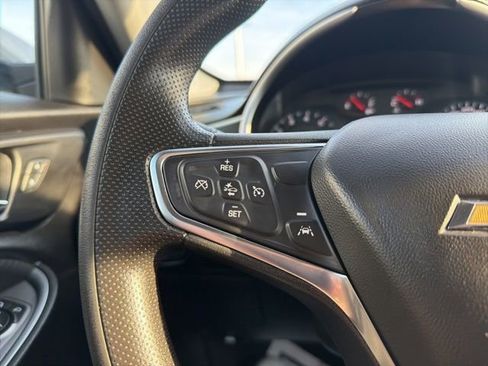 Used 2024 Chevrolet Malibu LT image 34