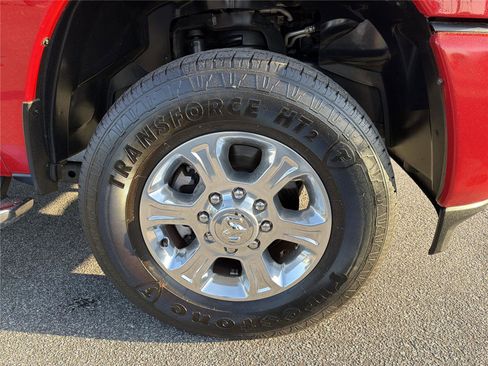 Used 2024 RAM 2500 Big Horn w/ Safety Group image 12