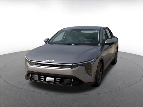 Used 2025 Kia K4 LXS image 4