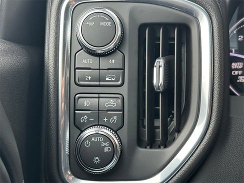 Used 2022 GMC Sierra 1500 Elevation image 29