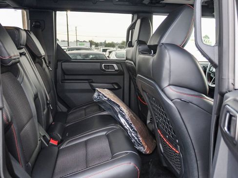 New 2025 Ford Bronco Raptor image 17