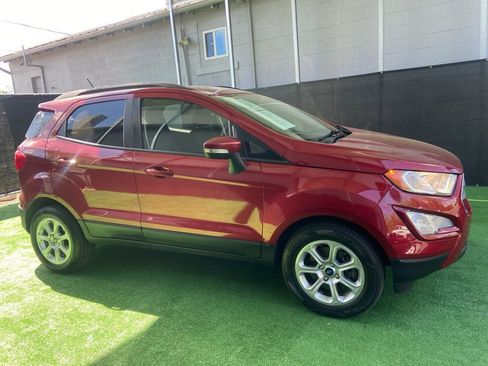 Used 2019 Ford EcoSport SE w/ SE Convenience Package FWD image 3