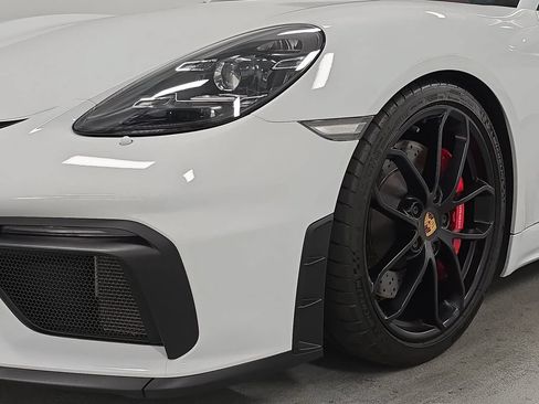Certified 2022 Porsche 718 Boxster Spyder RWD image 11