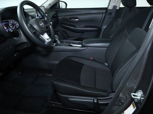 Certified 2025 Nissan Sentra SV image 19