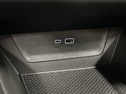 Used 2026 Chevrolet Equinox LT FWD image 26