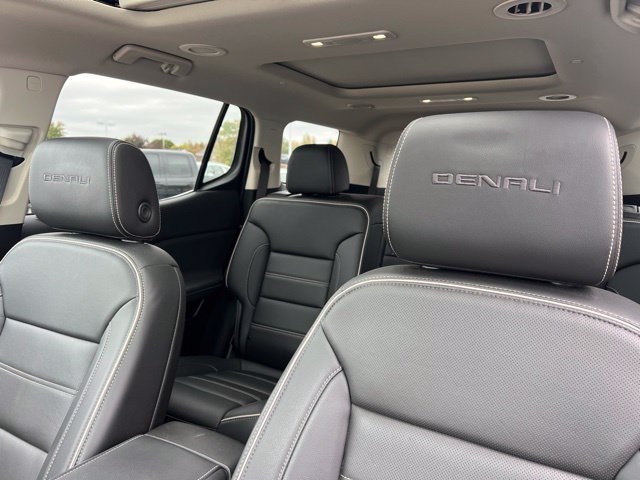 Used 2023 GMC Acadia Denali w/ Denali Ultimate Package AWD/4WD image 29