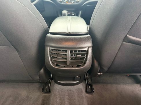 Used 2024 Chevrolet Malibu LT image 17