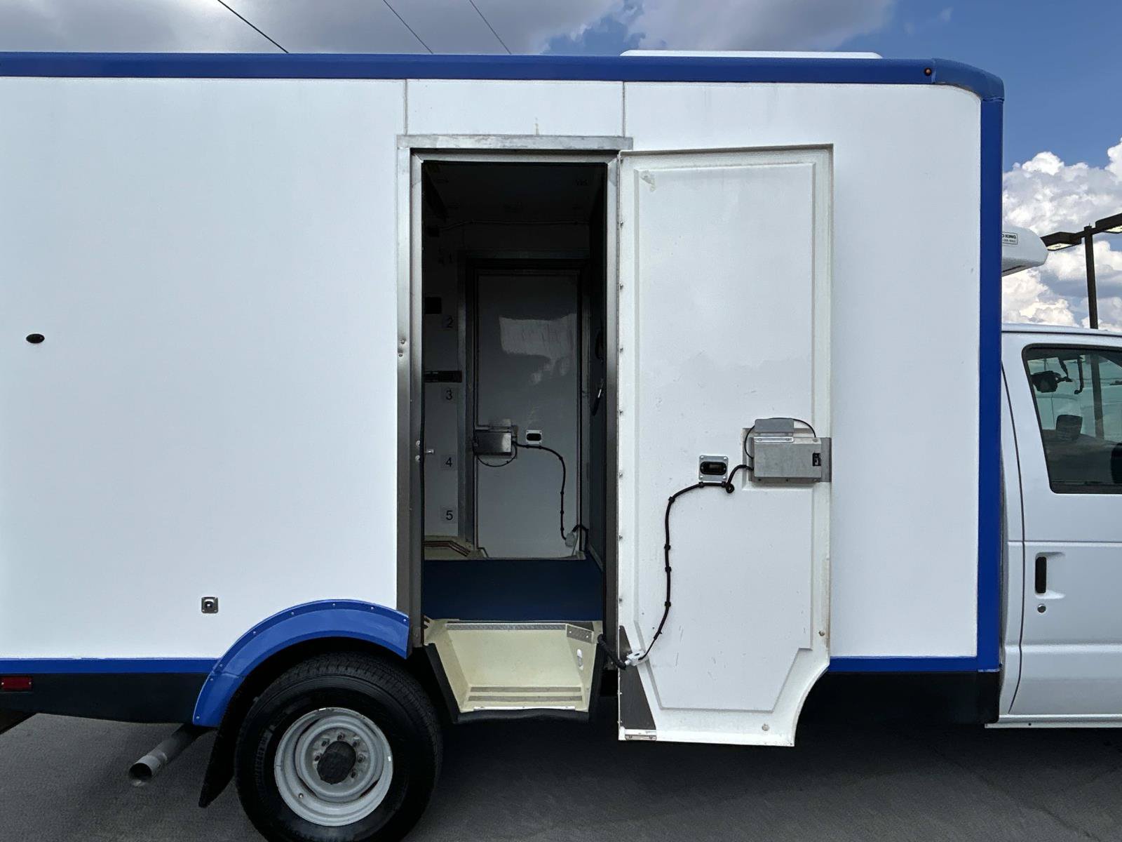Used 2023 Ford E-350 and Econoline 350 Super Duty w/ Power Windows & Locks Group RWD image 22