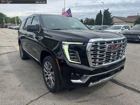 New 2026 GMC Yukon Denali w/ Denali Reserve Package AWD/4WD image 7