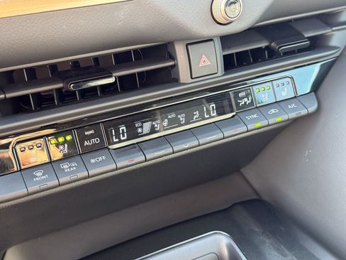 Used 2026 Toyota Crown w/ Advanced Technology Package AWD/4WD image 17