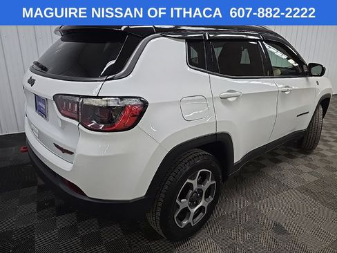Used 2022 Jeep Compass Trailhawk w/ Trailhawk Convenience Group AWD/4WD image 10