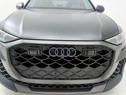 Used 2025 Audi RS Q8 performance AWD/4WD image 25