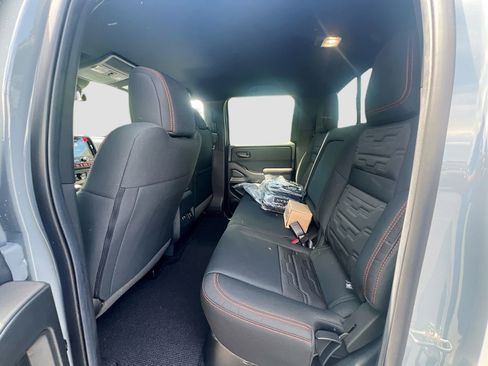 New 2026 Nissan Frontier PRO-4X AWD/4WD image 25
