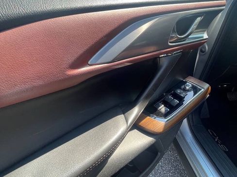 Used 2017 MAZDA CX-9 Signature AWD/4WD image 10