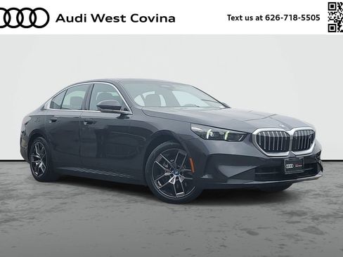 Used 2024 BMW i5 eDrive40i RWD image 1