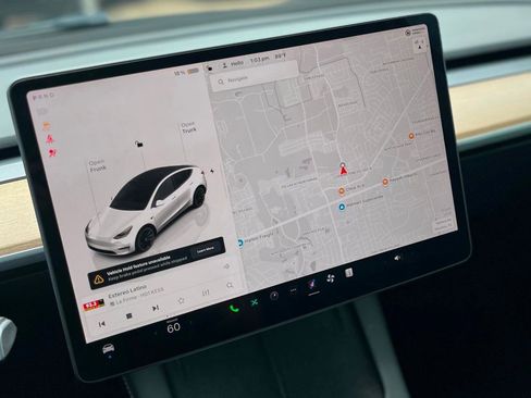 Used 2023 Tesla Model Y Long Range AWD/4WD image 26