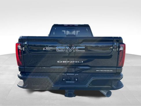 Used 2025 GMC Sierra 2500 Denali Ultimate image 17