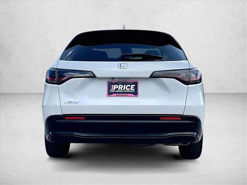 Used 2023 Honda HR-V LX image 4