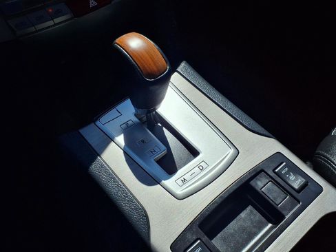 Used 2014 Subaru Outback 2.5i Limited image 13