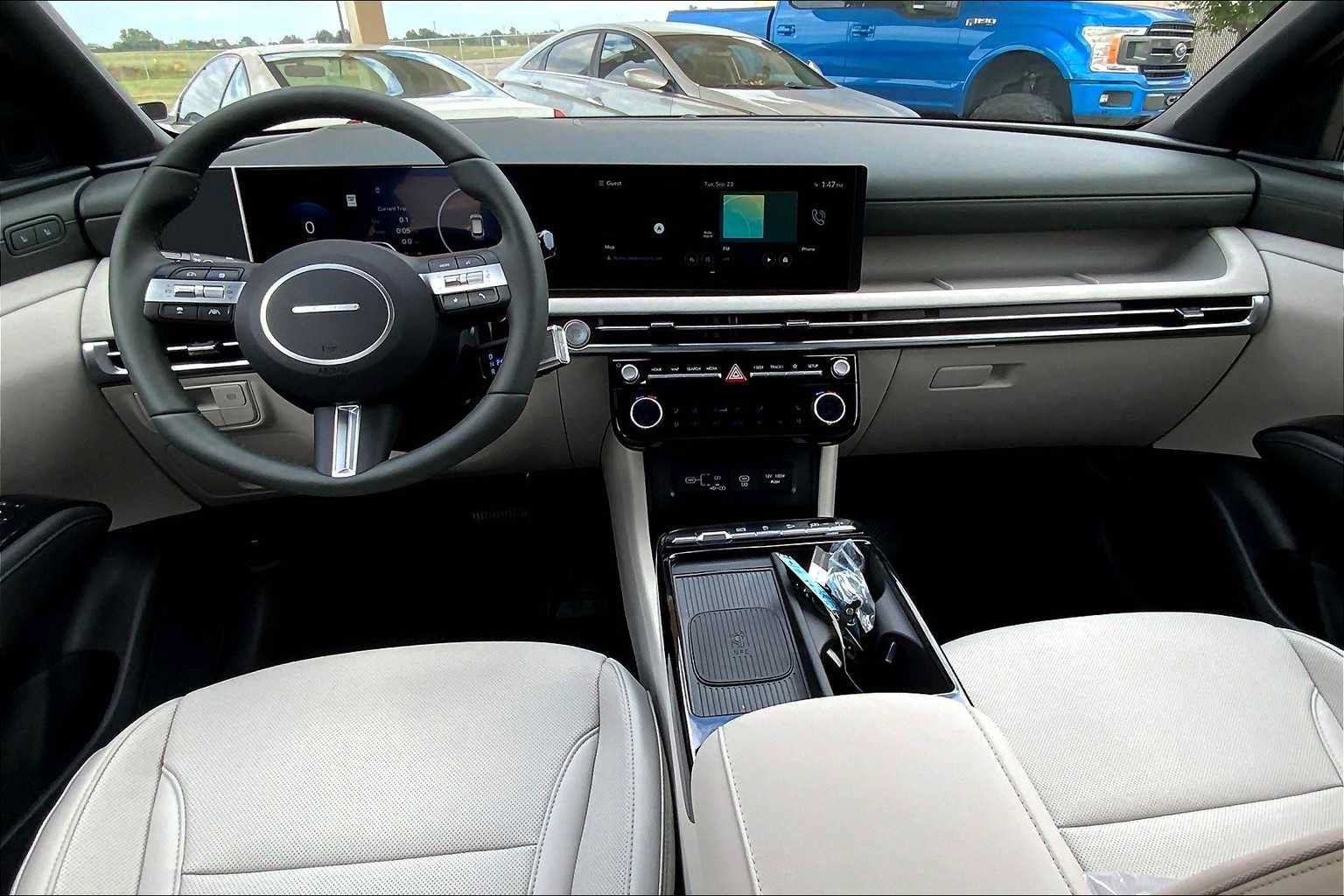New 2026 Hyundai Tucson Limited AWD/4WD image 5