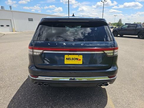Used 2022 Lincoln Aviator Reserve w/ Equipment Group 201A AWD/4WD image 4