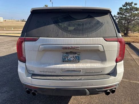 Used 2021 GMC Yukon Denali w/ LPO, Illumination Package image 8